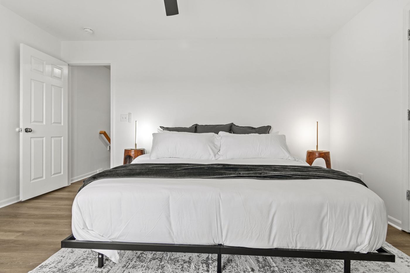 Second bedroom with king bed