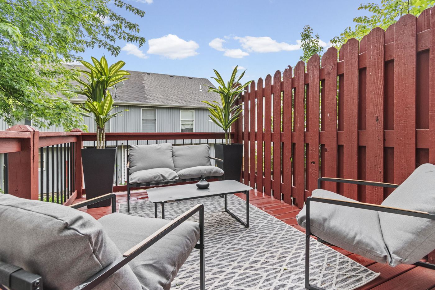 Balcony seating area